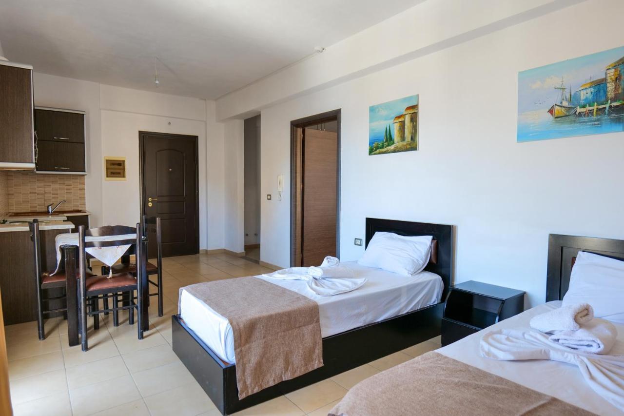 Verano Hotel Sarandë Exterior foto